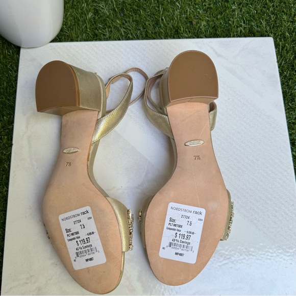 Badgley Mischka🍁Ivanna Crystal embellished block heel ankle strap sandals 7.5 - Picture 11 of 11